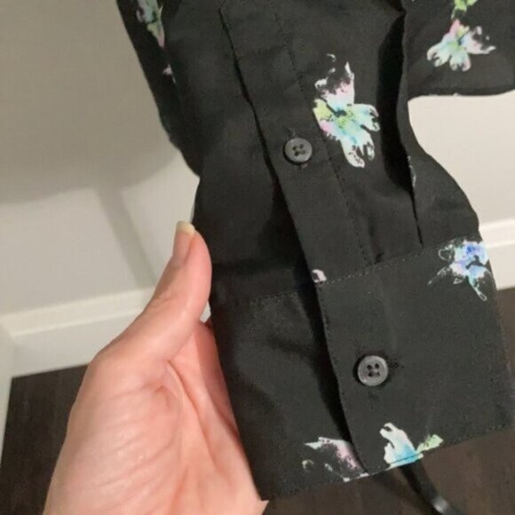 Banana Republic Black Floral Button Down Shirt - Picture 8 of 13